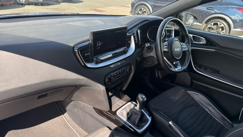 Kia Ceed 1.5T GDi ISG GT-Line 5dr Petrol Hatchback